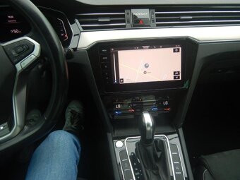 VW Passat B8 Variant 2.0 TDI 110kw Dsg Lift R-line - 8