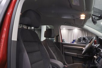 VW Touran Comfortline 2.0TDI 103kW DSG - záruka Autodraft - 8