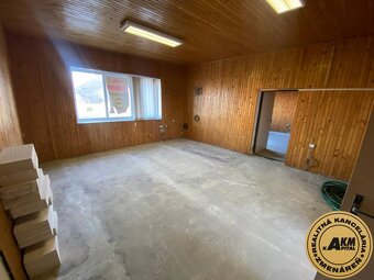 VÝROBNÉ A SKLADOVÉ PRIESTORY +  RD NA PREDAJ,  ZVOLENSKA SLA - 8