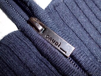 Gaudí pánsky sveter tmavodrý   L - 8