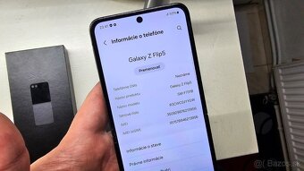 Samsung Galaxy Z Flip 5 tmavý 256GB - aj vymením - 8