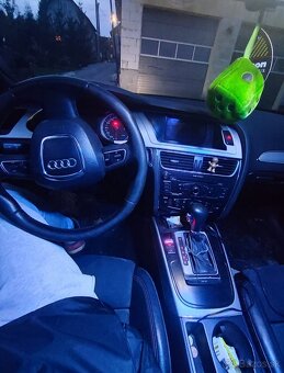 Audi A4 B8 2,7tdi - 8