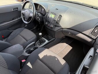 Hyundai i30 CW 1.6 CRDi -Len 142tis. KM- 116k Comfort - 8
