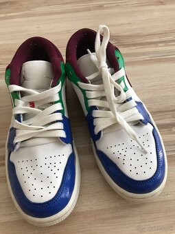 Tenisky Nike c. 38,5 - 8