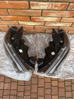 Svetla Dodge Ram 1500 2019-2022 - 8