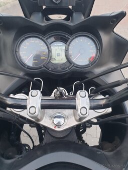 Suzuki dl650 v strom - 8