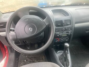 Renault clio 1.2 - 8