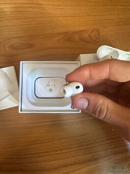 Apple AirPods Pro 3 - 8