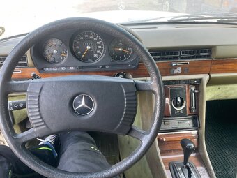 Veterán Mercedes Benz w116 280 SE policajna limuzina - 8