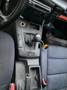 BMW E36 compact 1.8is - 8