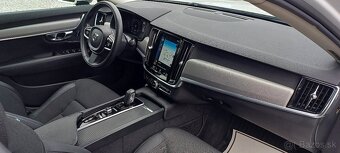Volvo S90 2.0L B4 mHEV A/T Možný Leasing - 8