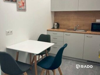 RADO I Prenájom ambulancie 32,17 m2 I Medicentrum Vinohrady - 8