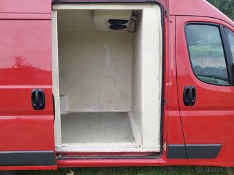 Citroen Jumper 2.2hdi chladák - 8