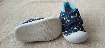 Nové botasky skechers a plátenky v.21 - 8