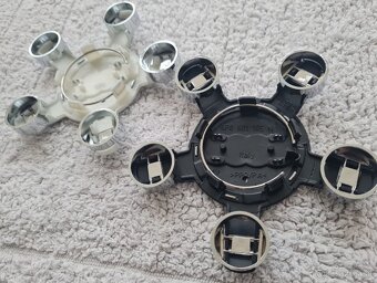 Stredové krytky - pukličky kolies AUDI - 8