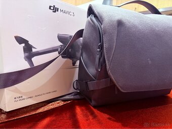 Dron DJI Mavic 3 - Fly More Combo - 8