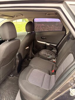 Kia ceed combi - 8