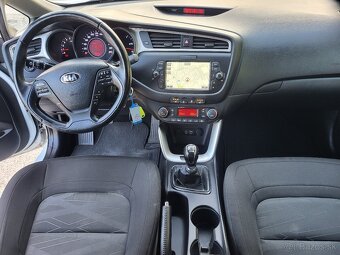 Kia ceed sw - 8