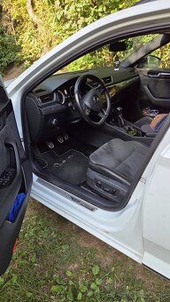 Skoda Superb Sportline - 8