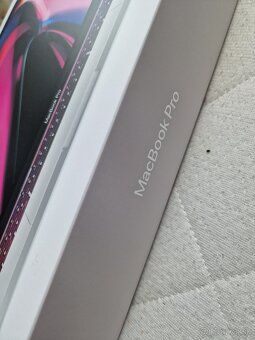 Apple MacBook Pro 13" (2022, M2) – Nepoužívaný - 8