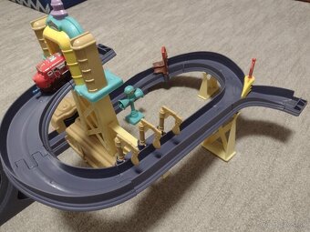 Dráha CHUGGINGTON s vláčikom - 8