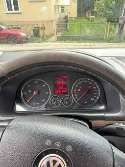 Volkswagen Touran 2.0 TDI, 77 kW, r.v. 2006, automat – Žilin - 8