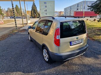 Skoda Roomster Scout 1.2 tsi - 8