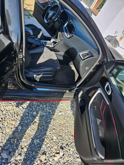 Kia Proceed - 8