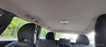 Predám Volvo V50 2.0D Automat - 8