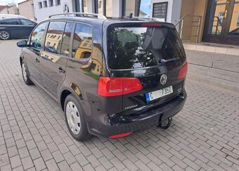 Volkswagen Touran 2,0 TDI Cup Comfort nafta manuál 103 kw - 8