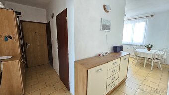 KOMFORTNÝ 4-IZBOVÝ BYT S BALKÓNOM V MESTE SVIDNÍK - 8