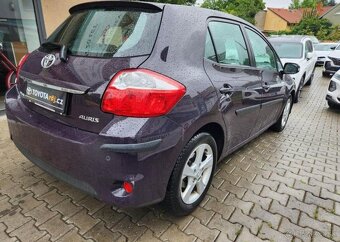 Toyota Auris 1.6PRAV.ZNAČKOVÝ SERVIS TSUSHO - 8
