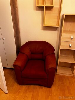 Postel, skrine, stolík, stolička, kreslo - 8