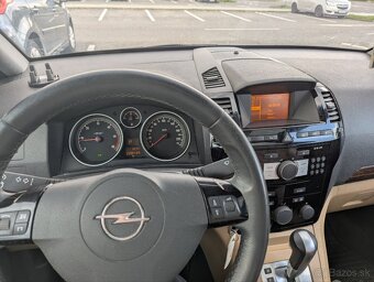 Predám Opel Zafira B 1.9 CDTI, r. 2008, automat - 8