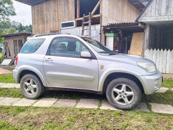 Predám Toyota RAV4 -rezervovane - 8