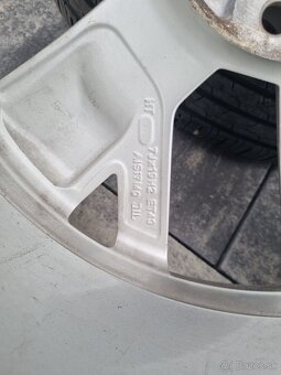 Komplety original skoda 19" 235/50r19 - 8
