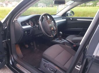 Škoda Superb 2011 2.0Tdi 103Kw - 8