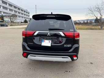 MITSUBISHI OUTLANDER, 2.4 PHEH PLUG-IN HYBRID, 4WD - 8