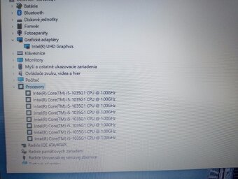 predám Lenovo V15-IIL / Intel core i5 / 20gb ram / ssd - 8