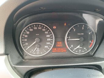 BMW 320d 2007 Rezervované - 8