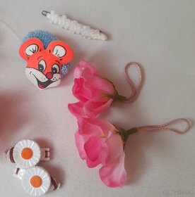 Retro i súčasná bižutéria, korále, retiazky, prívesky - 8