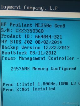 server HP ProLiant ML350e Gen8 - 8