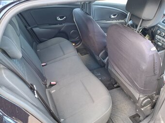 Renault Megane 1.5dci Rok 2010 buchnuty - 8