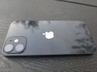 Predám Apple iPhone 12 mini, 64GB - 8