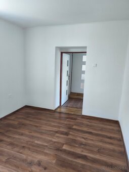 Rodinný dom Dvory nad Žitavou - 8