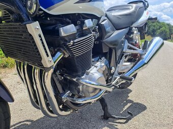 Suzuki gsx 1400 r.v.2004 - 8