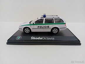 Skoda Octavia combi Policie,1:43, Abrex - 8