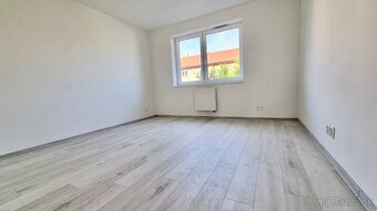 4 IZBOVÝ BYT S PODZEMNOU GARÁŽOU - NOVOSTAVBA MALACKY - 8