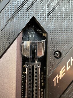 Asus X570-E Rog Strix Gaming + 32GB DDR4 + Príslušenstvo - 8