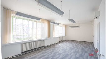 Prenájom kancelárie 24,79m2 na Nám. SNP, Staré Mesto - 8